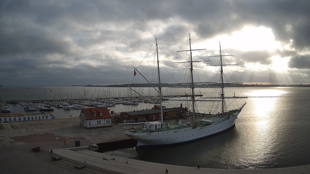 Archiv Foto Webcam Stralsund am Yachthafen