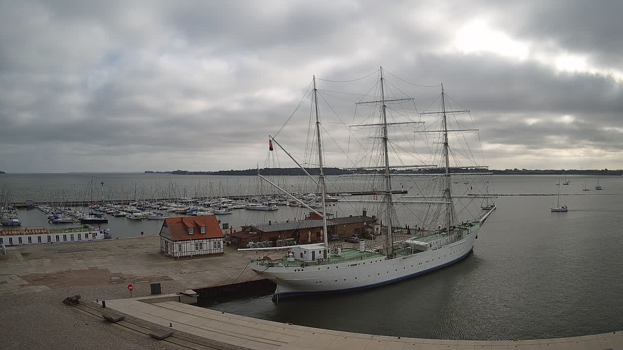 Archiv Foto Webcam Stralsund am Yachthafen