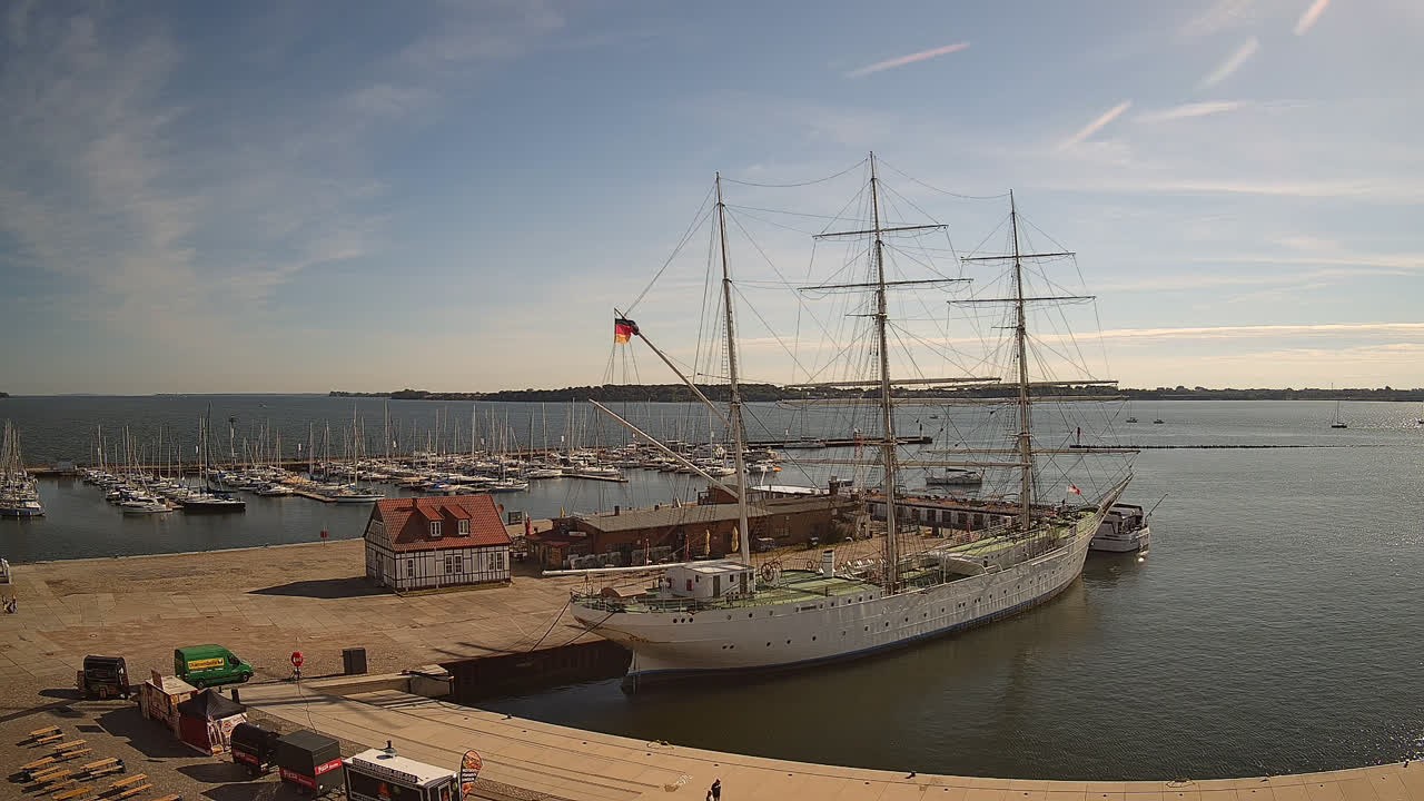 Archiv Foto Webcam Stralsund am Yachthafen