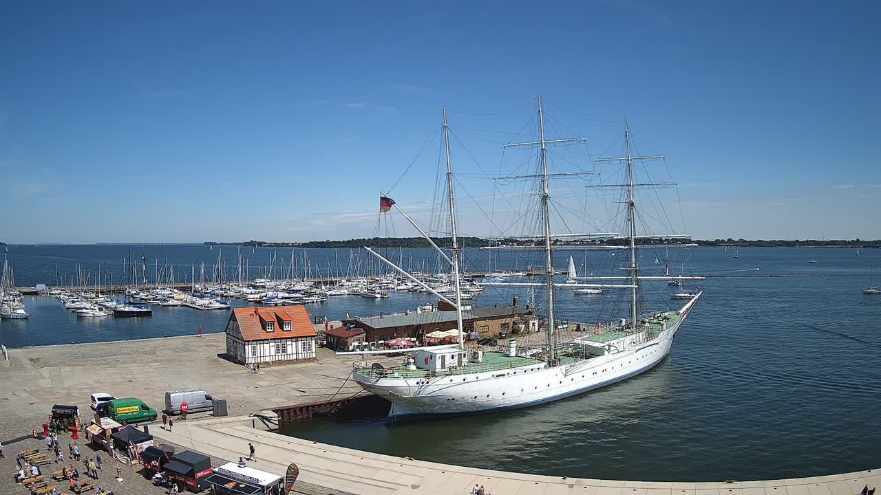 Archiv Foto Webcam Stralsund am Yachthafen