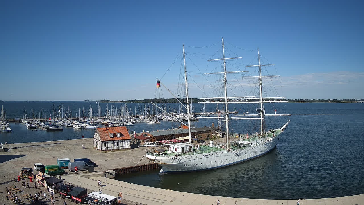 Archiv Foto Webcam Stralsund am Yachthafen
