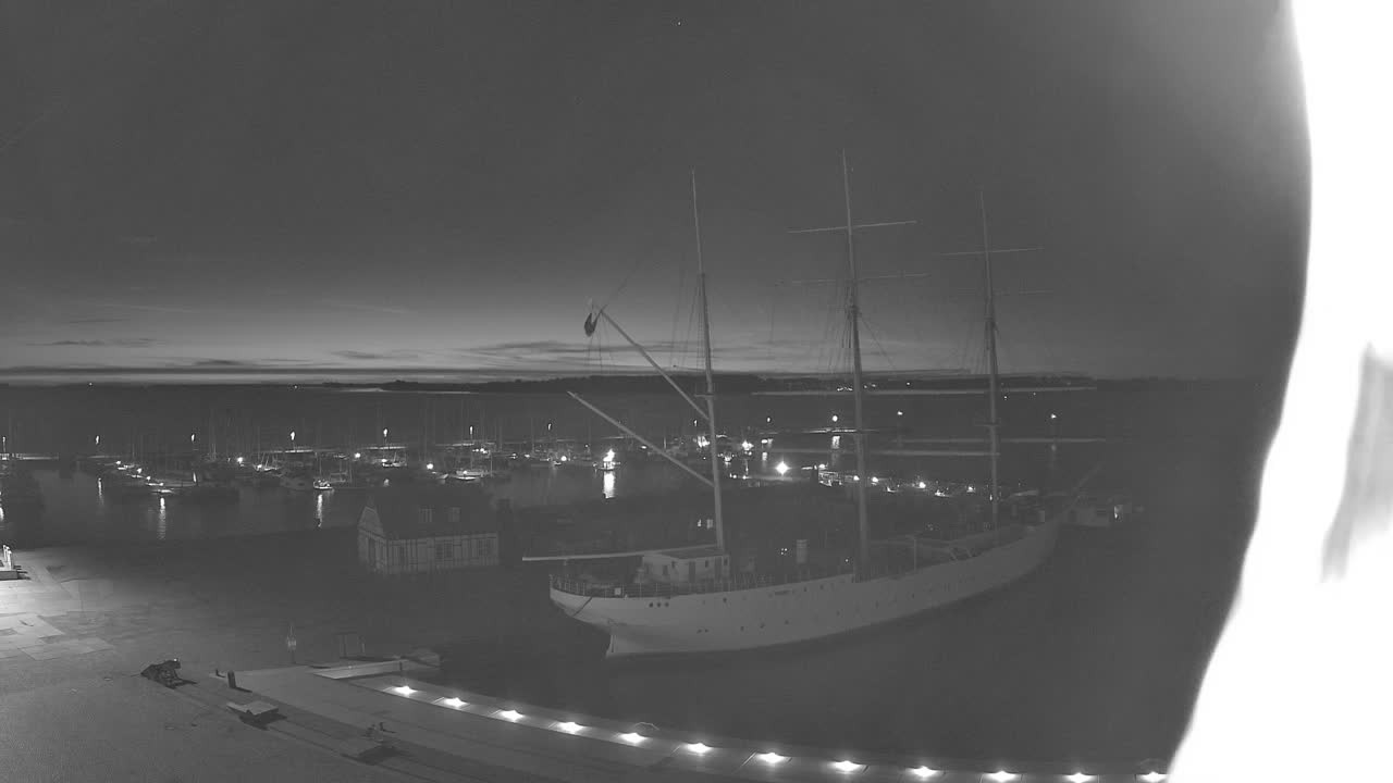 Archiv Foto Webcam Stralsund am Yachthafen