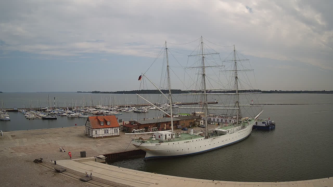 Archiv Foto Webcam Stralsund am Yachthafen