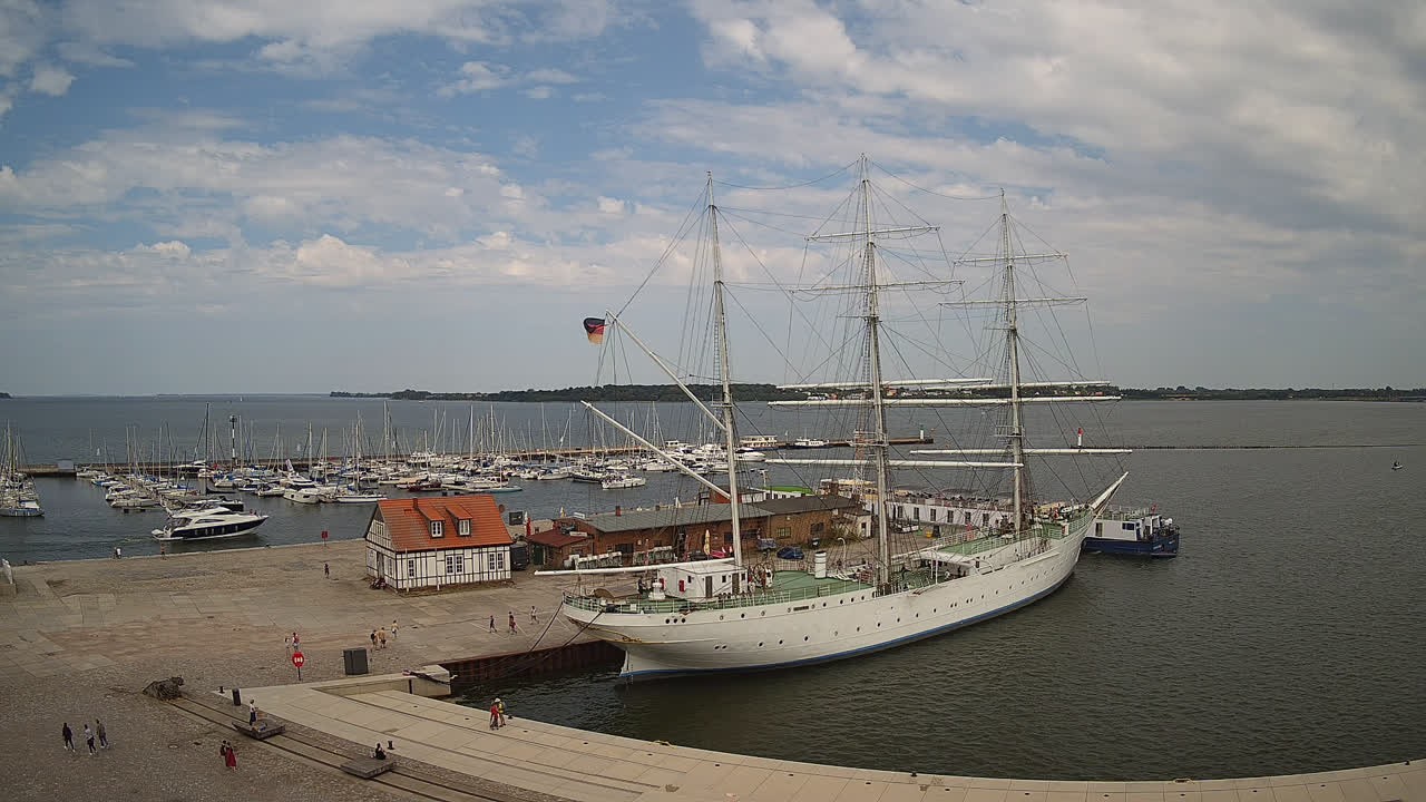 Archiv Foto Webcam Stralsund am Yachthafen