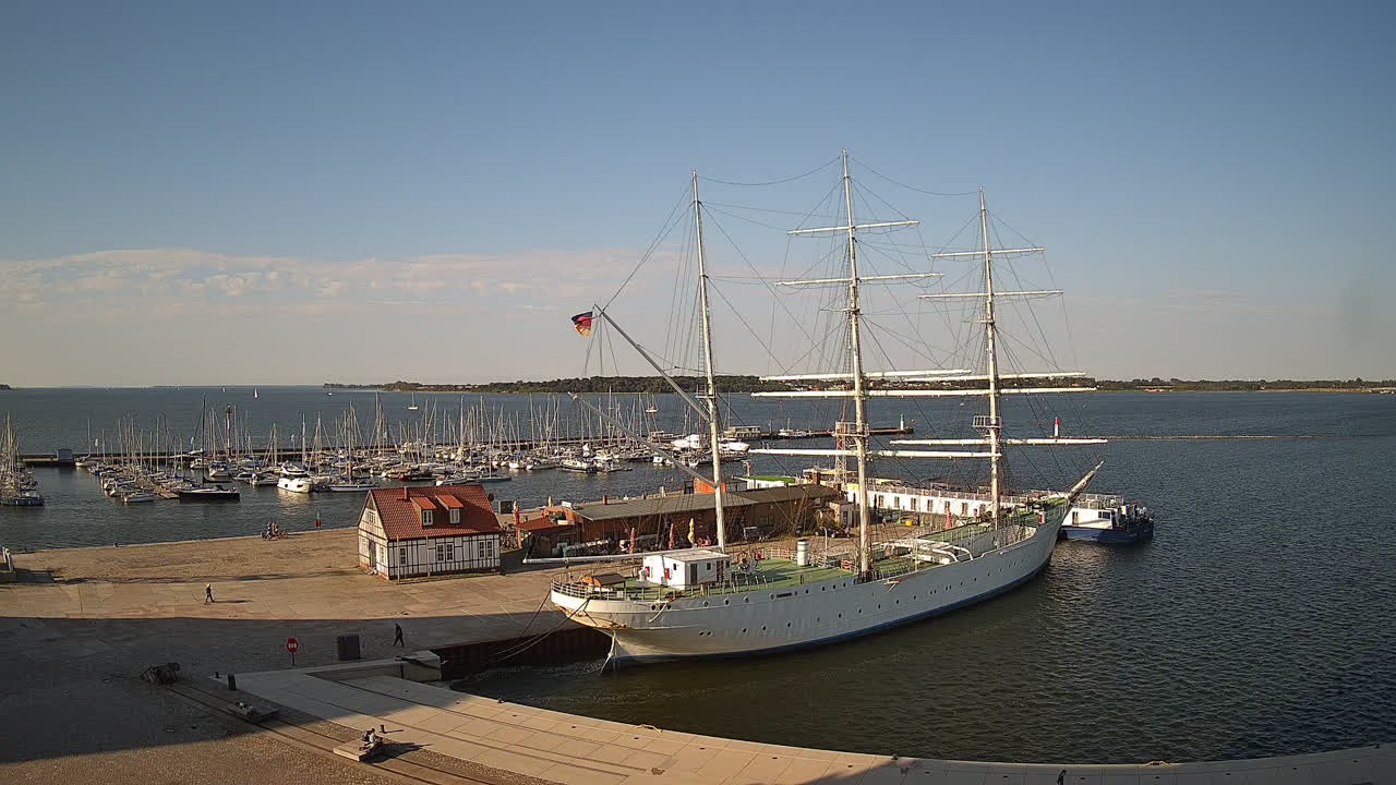 Archiv Foto Webcam Stralsund am Yachthafen