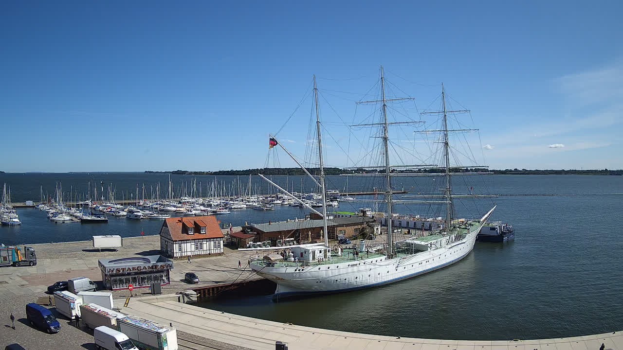Archiv Foto Webcam Stralsund am Yachthafen