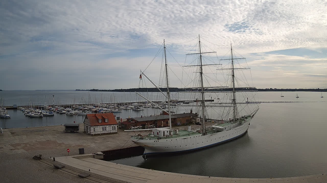 Archiv Foto Webcam Stralsund am Yachthafen