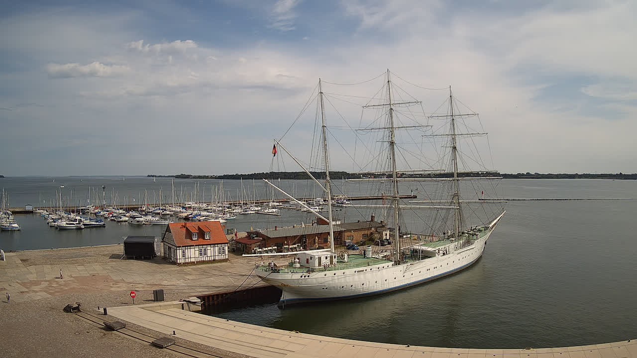 Archiv Foto Webcam Stralsund am Yachthafen