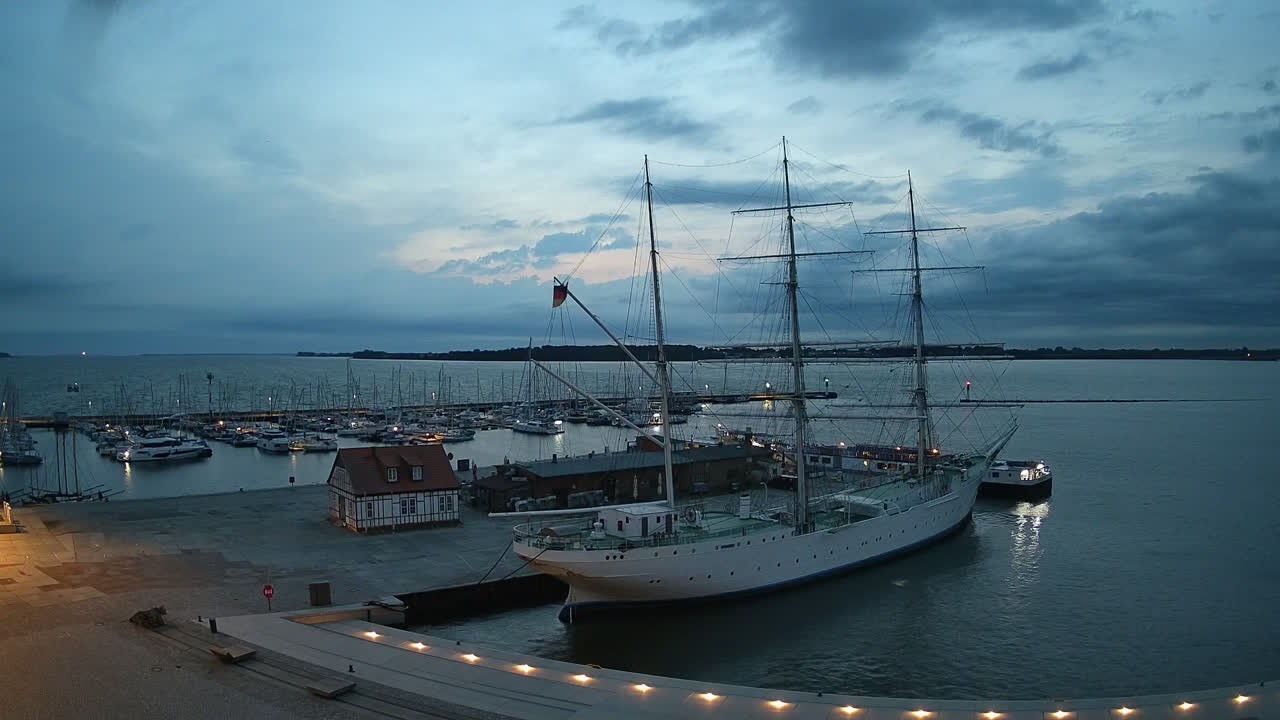 Archiv Foto Webcam Stralsund am Yachthafen
