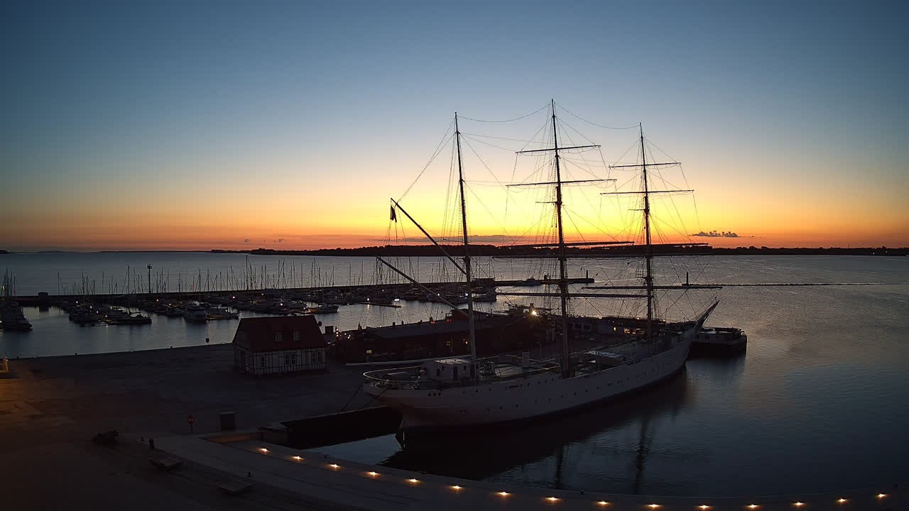 Archiv Foto Webcam Stralsund am Yachthafen