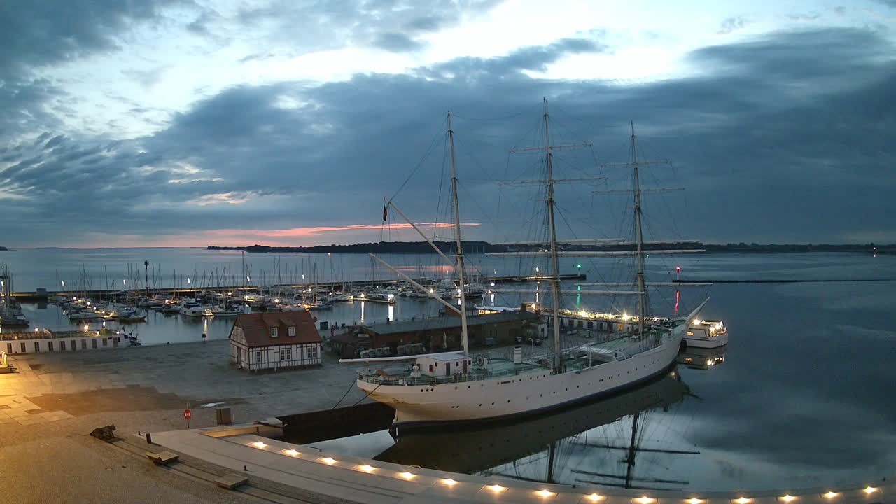 Archiv Foto Webcam Stralsund am Yachthafen