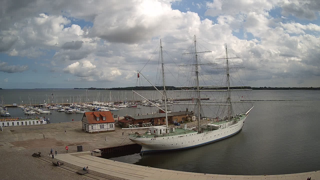 Archiv Foto Webcam Stralsund am Yachthafen