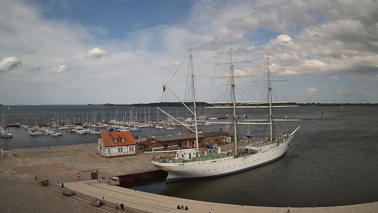 Archiv Foto Webcam Stralsund am Yachthafen