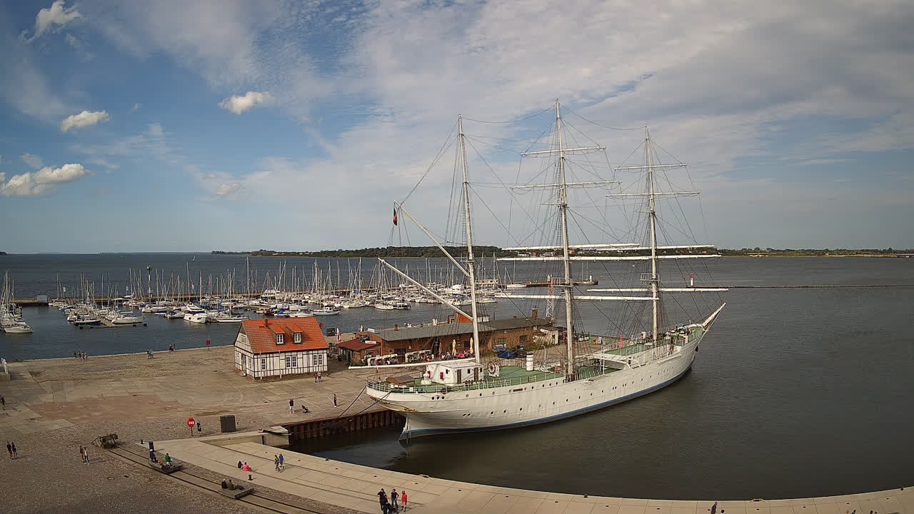 Archiv Foto Webcam Stralsund am Yachthafen