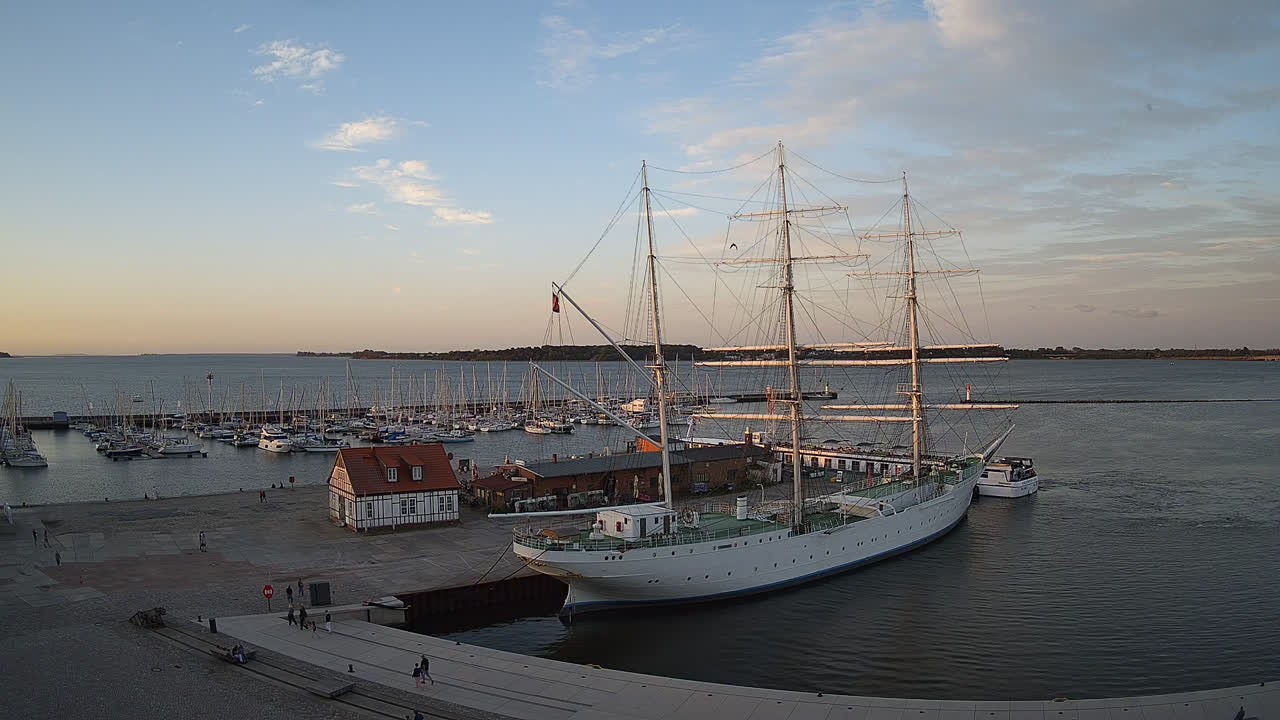 Archiv Foto Webcam Stralsund am Yachthafen