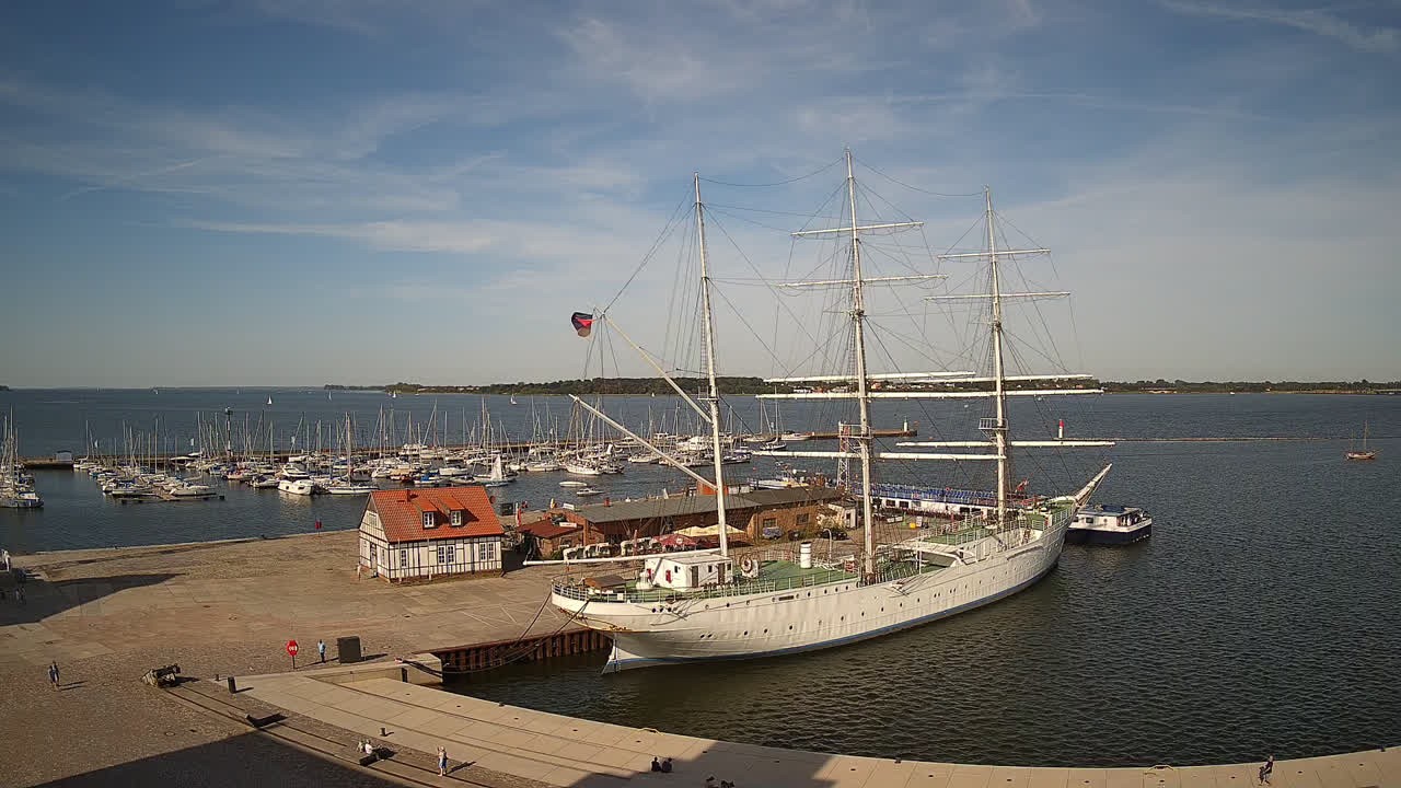 Archiv Foto Webcam Stralsund am Yachthafen