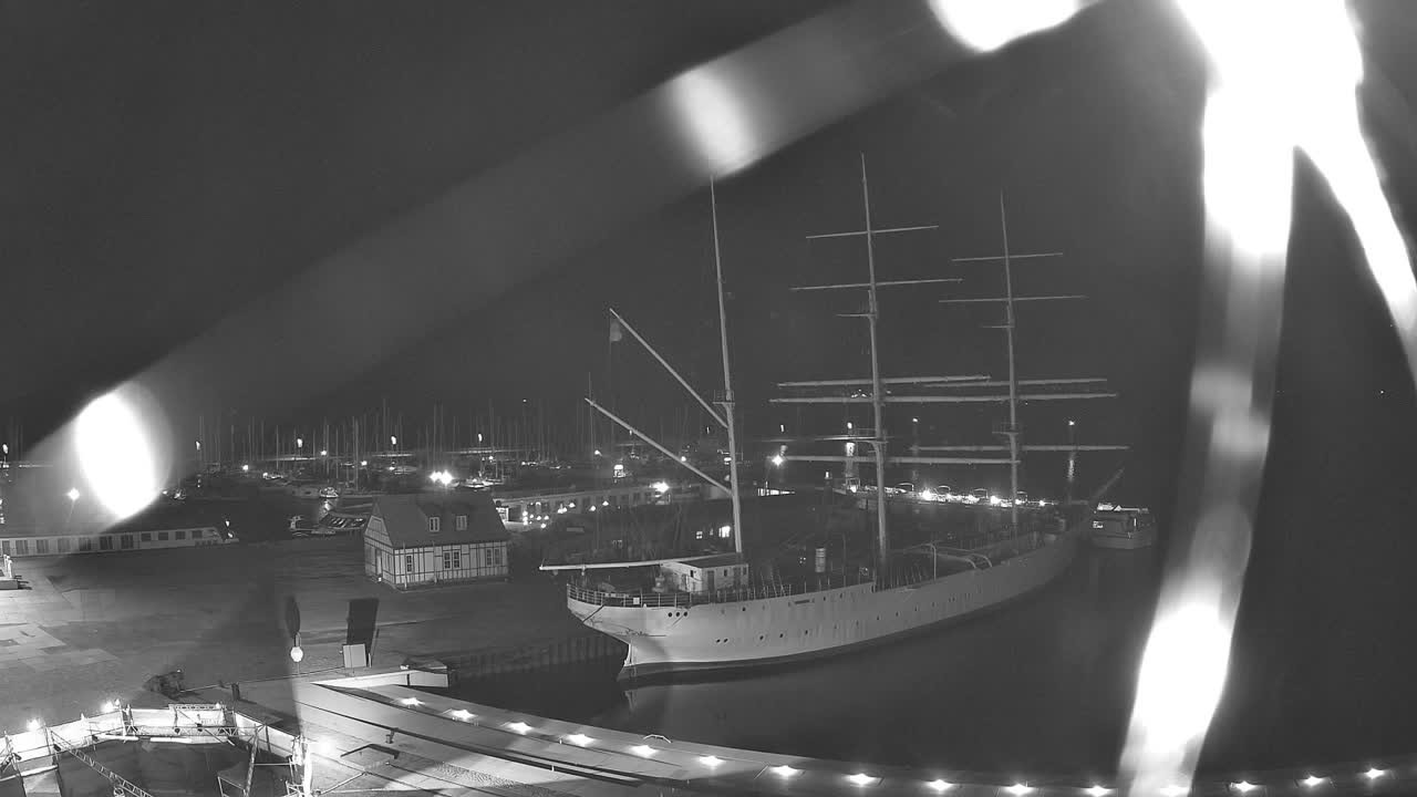 Archiv Foto Webcam Stralsund am Yachthafen
