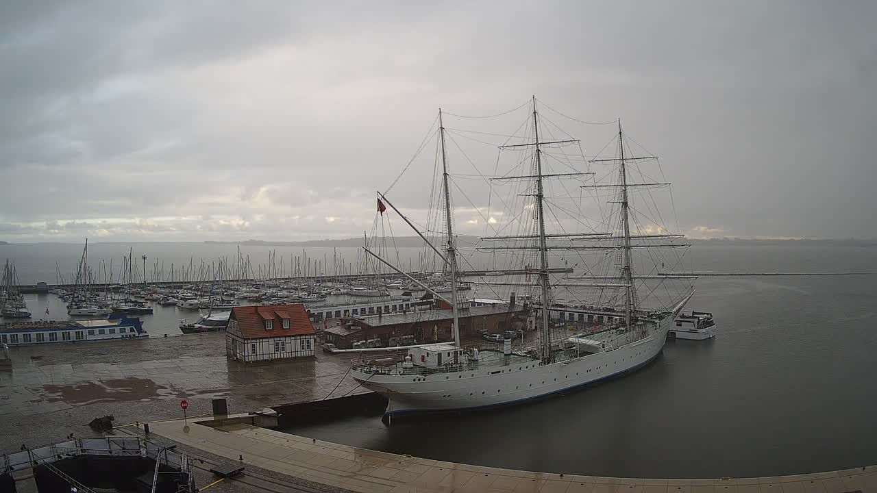 Archiv Foto Webcam Stralsund am Yachthafen