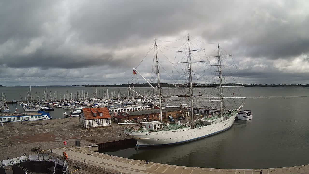 Archiv Foto Webcam Stralsund am Yachthafen