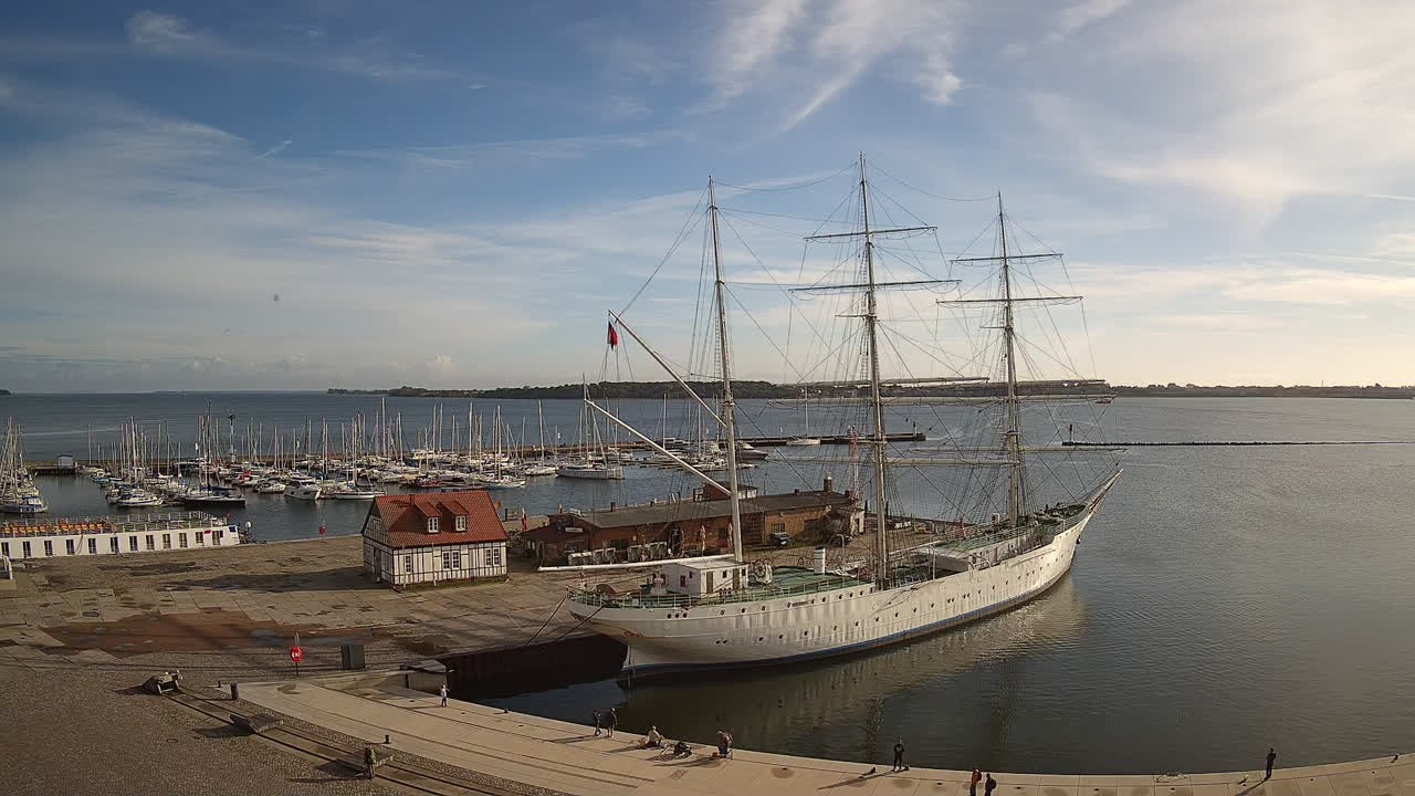 Archiv Foto Webcam Stralsund am Yachthafen