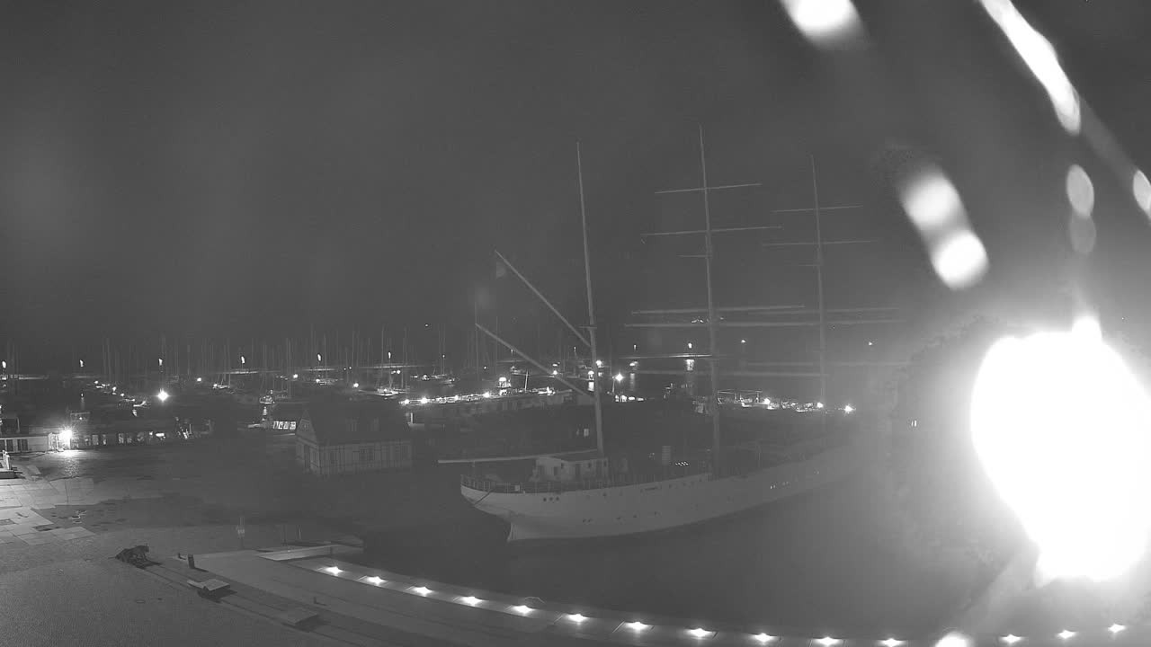 Archiv Foto Webcam Stralsund am Yachthafen