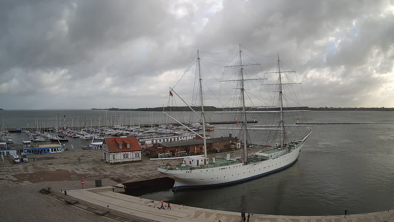 Archiv Foto Webcam Stralsund am Yachthafen