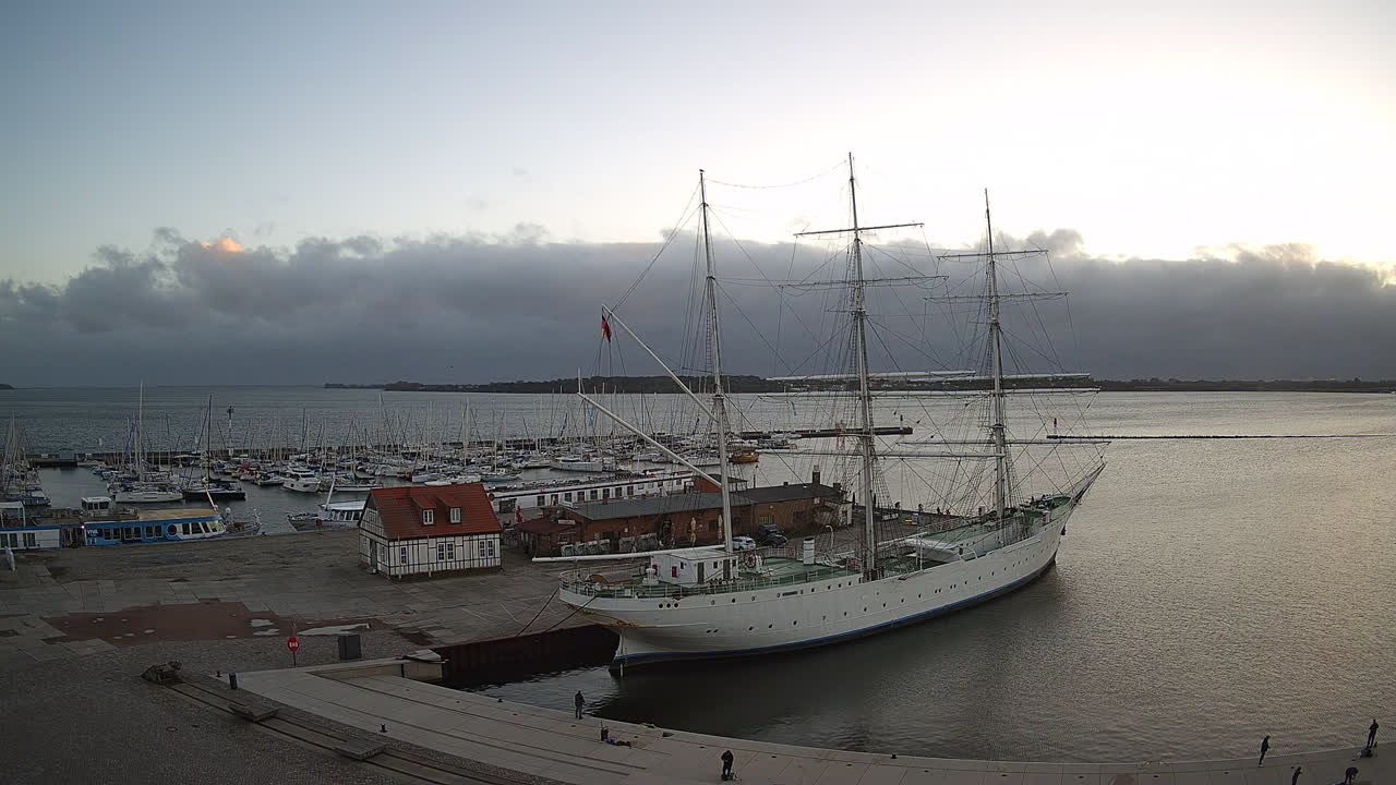 Archiv Foto Webcam Stralsund am Yachthafen