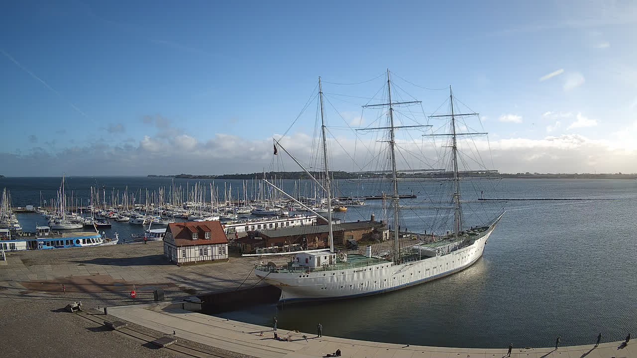 Archiv Foto Webcam Stralsund am Yachthafen