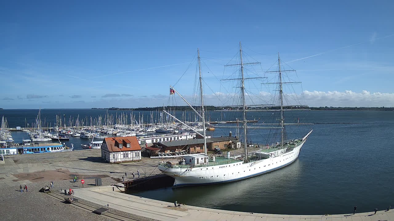 Archiv Foto Webcam Stralsund am Yachthafen