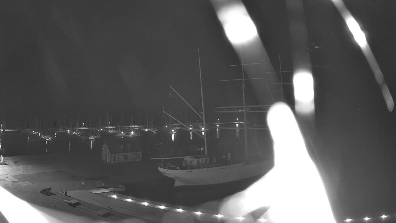 Archiv Foto Webcam Stralsund am Yachthafen