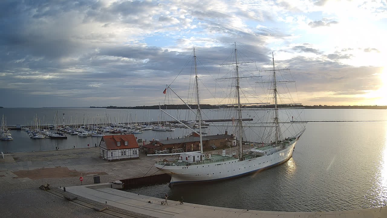 Archiv Foto Webcam Stralsund am Yachthafen