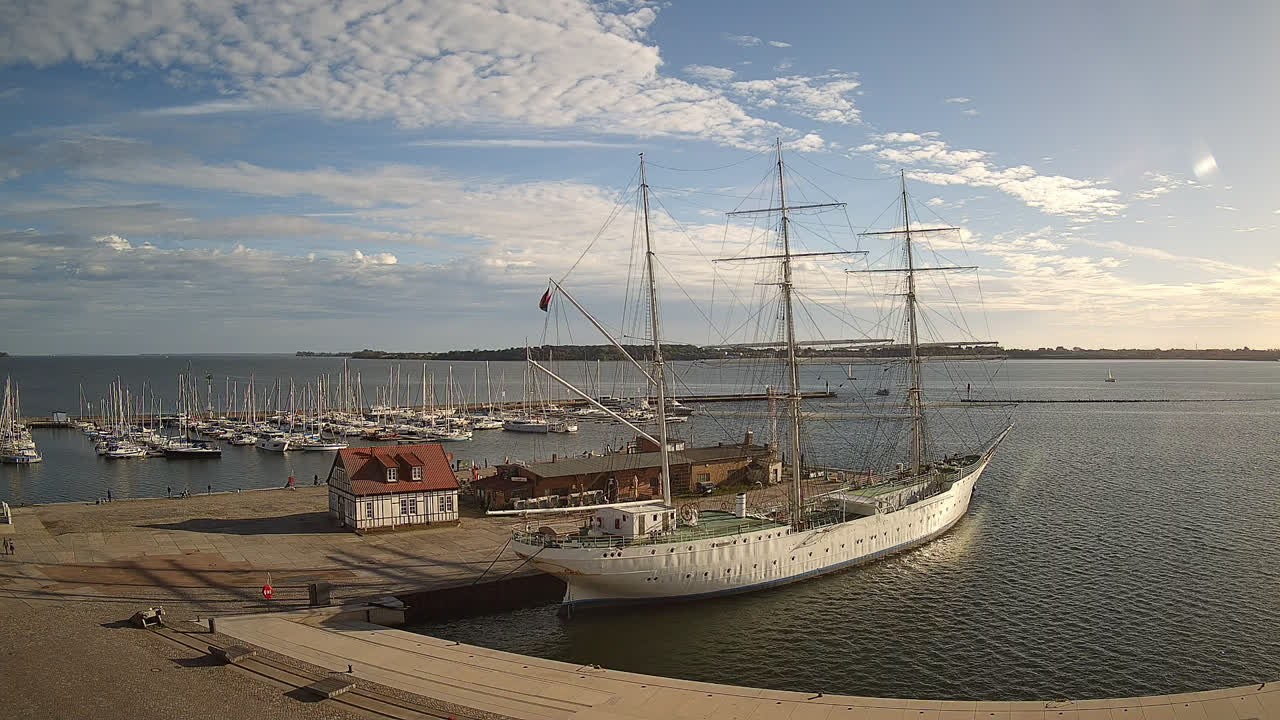 Archiv Foto Webcam Stralsund am Yachthafen