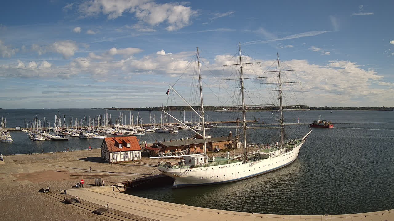 Archiv Foto Webcam Stralsund am Yachthafen