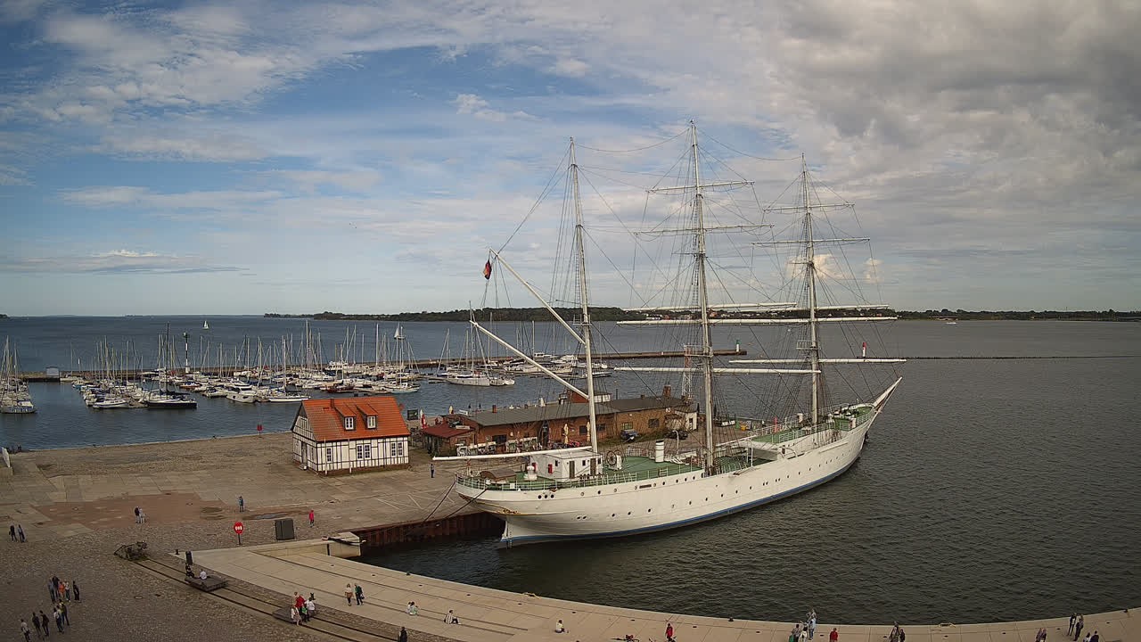 Archiv Foto Webcam Stralsund am Yachthafen