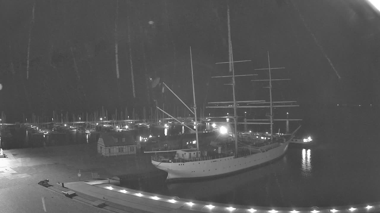 Archiv Foto Webcam Stralsund am Yachthafen