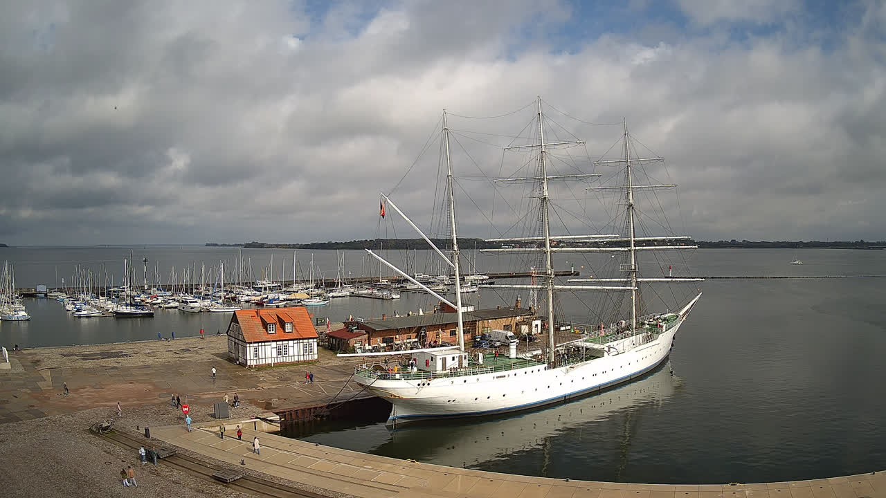 Archiv Foto Webcam Stralsund am Yachthafen