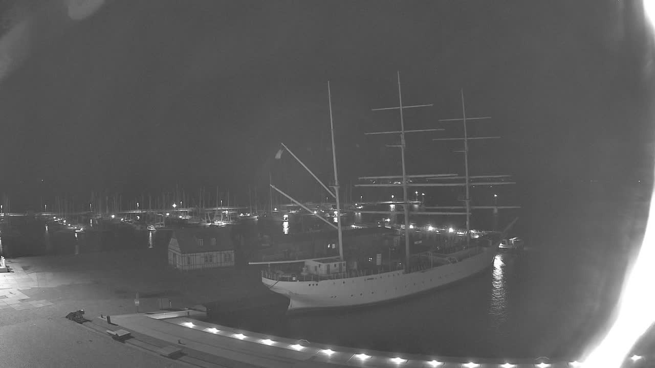 Archiv Foto Webcam Stralsund am Yachthafen