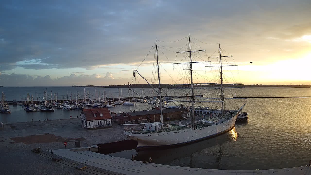 Archiv Foto Webcam Stralsund am Yachthafen