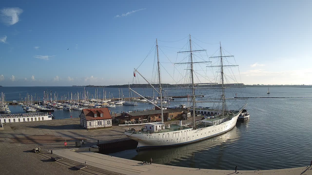 Archiv Foto Webcam Stralsund am Yachthafen