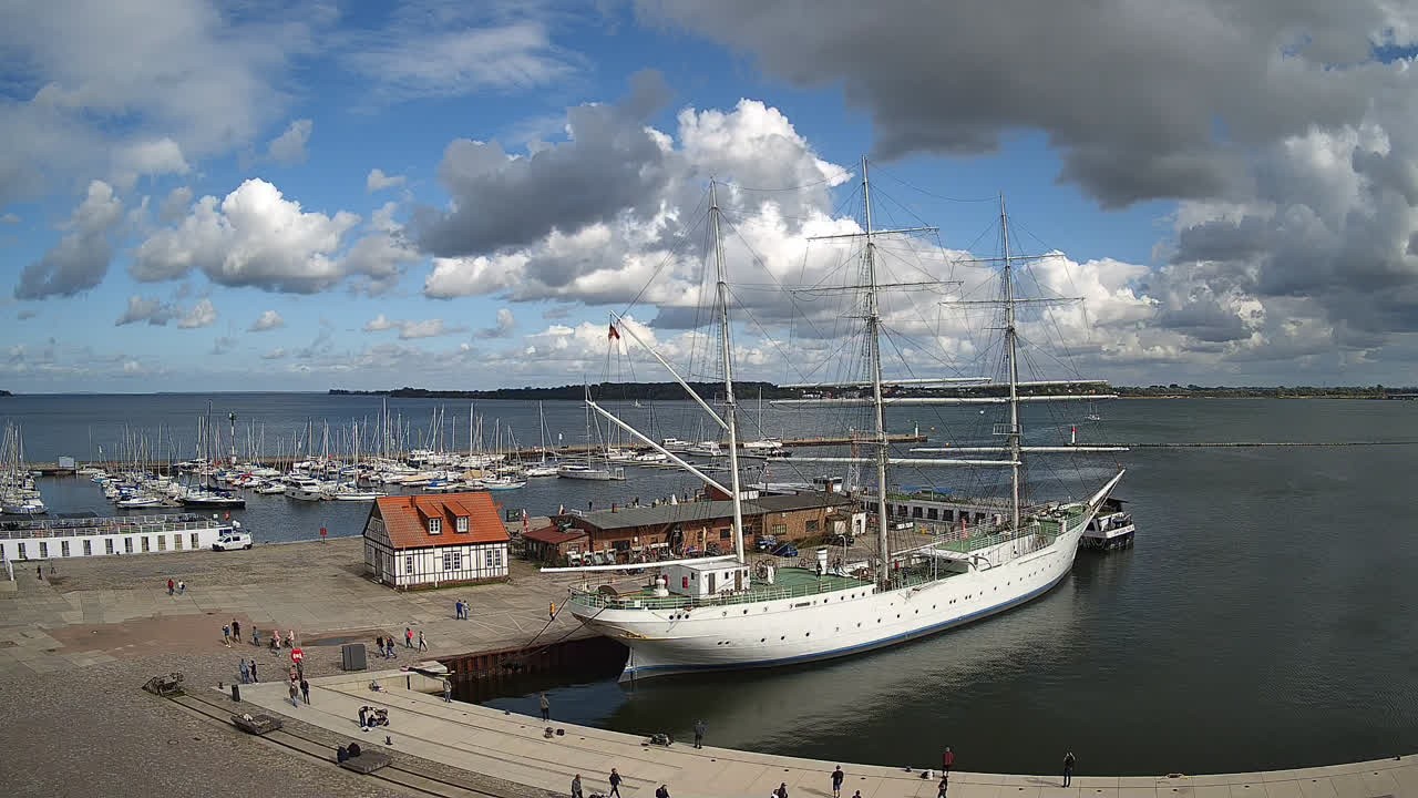 Archiv Foto Webcam Stralsund am Yachthafen