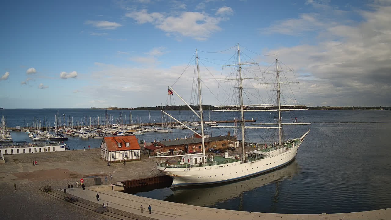 Archiv Foto Webcam Stralsund am Yachthafen