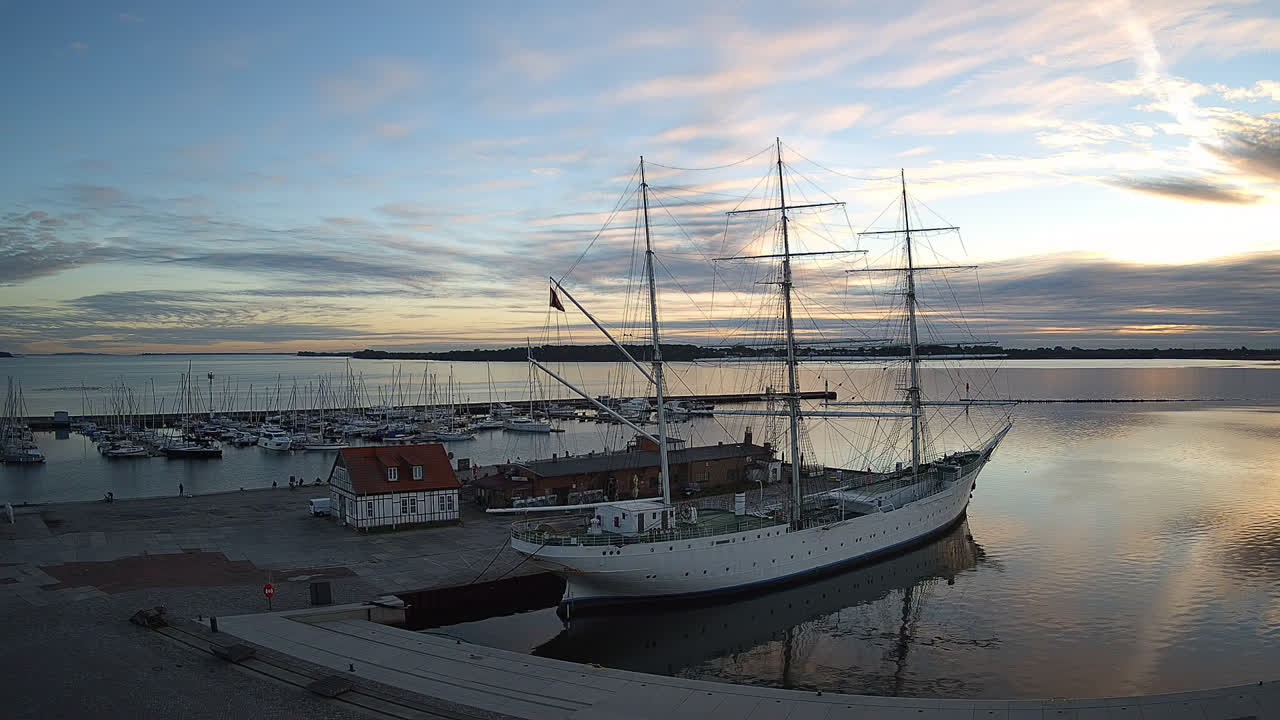 Archiv Foto Webcam Stralsund am Yachthafen