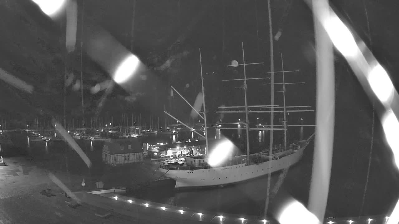 Archiv Foto Webcam Stralsund am Yachthafen