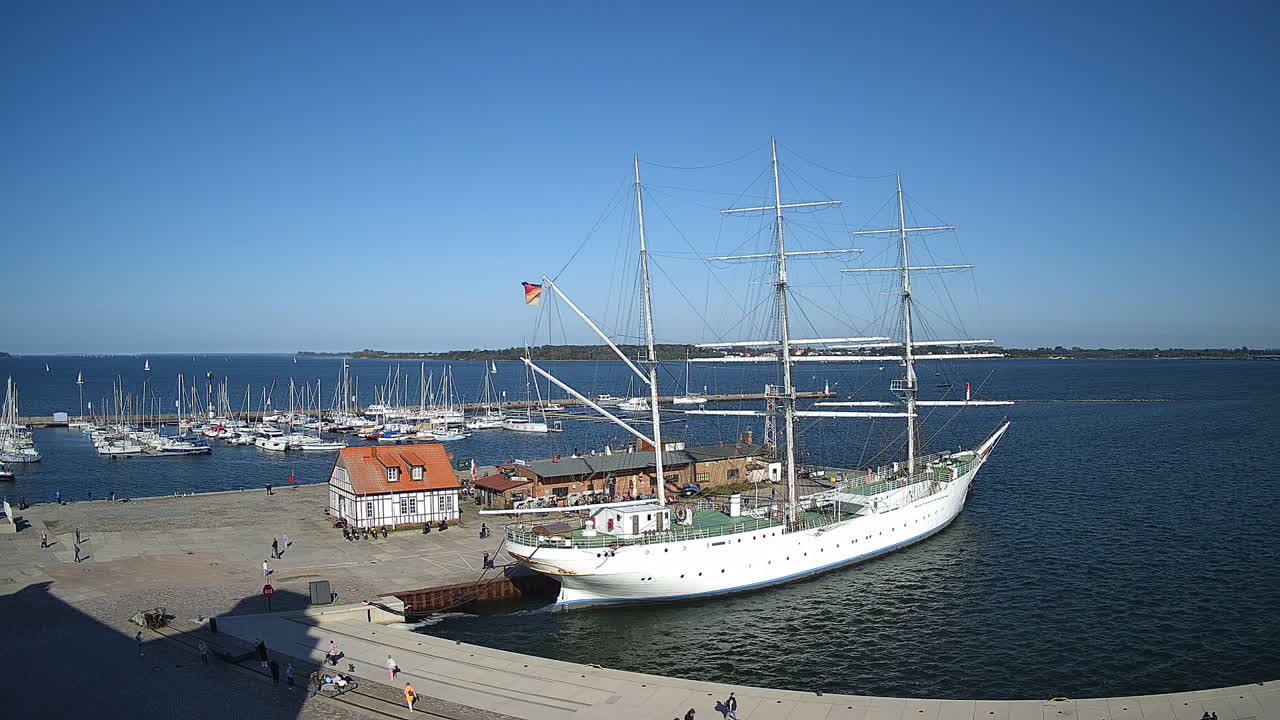 Archiv Foto Webcam Stralsund am Yachthafen
