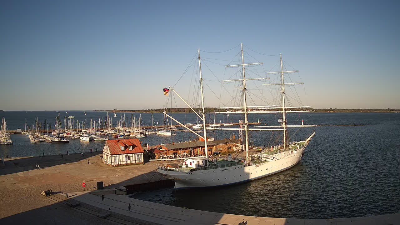 Archiv Foto Webcam Stralsund am Yachthafen