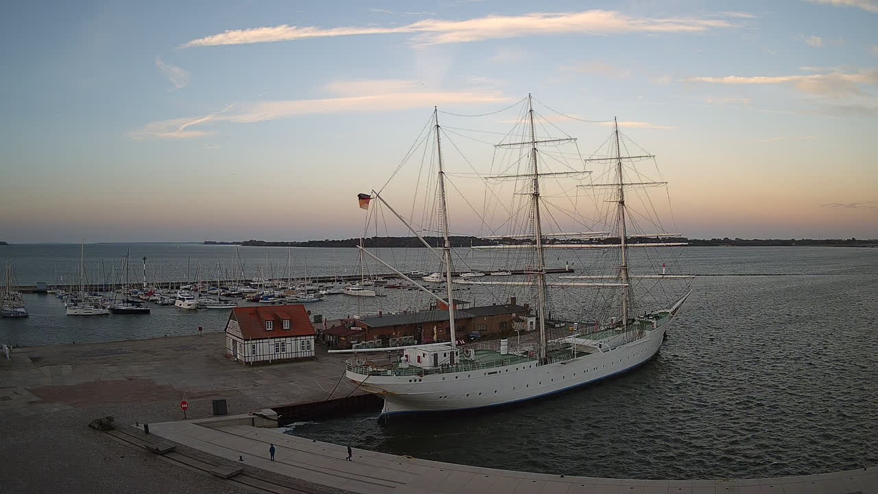 Archiv Foto Webcam Stralsund am Yachthafen