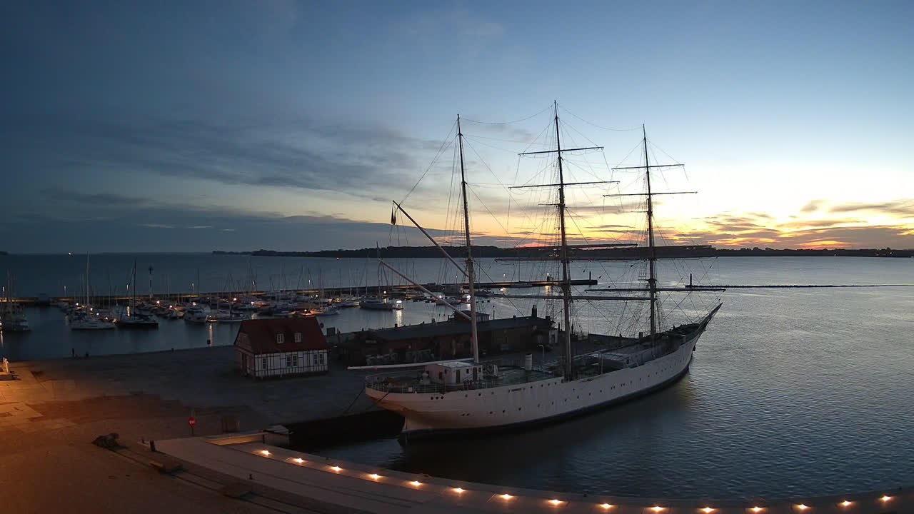 Archiv Foto Webcam Stralsund am Yachthafen