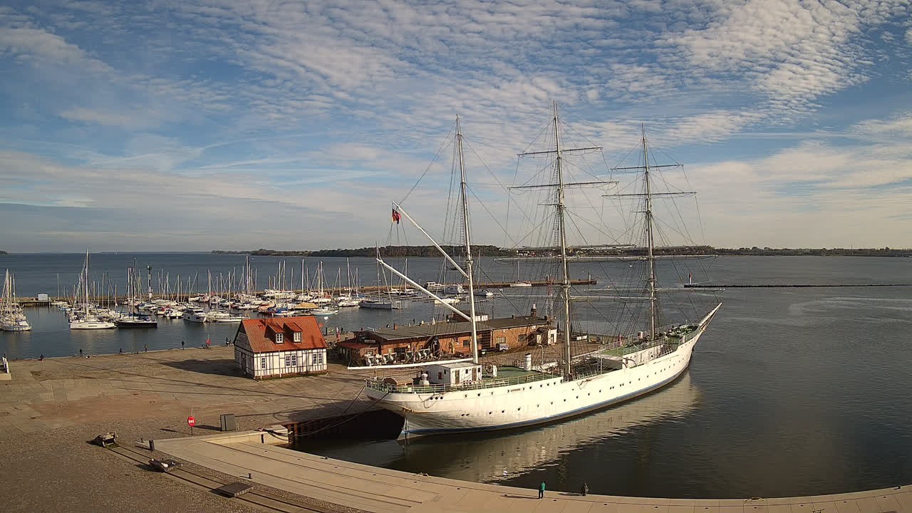 Archiv Foto Webcam Stralsund am Yachthafen