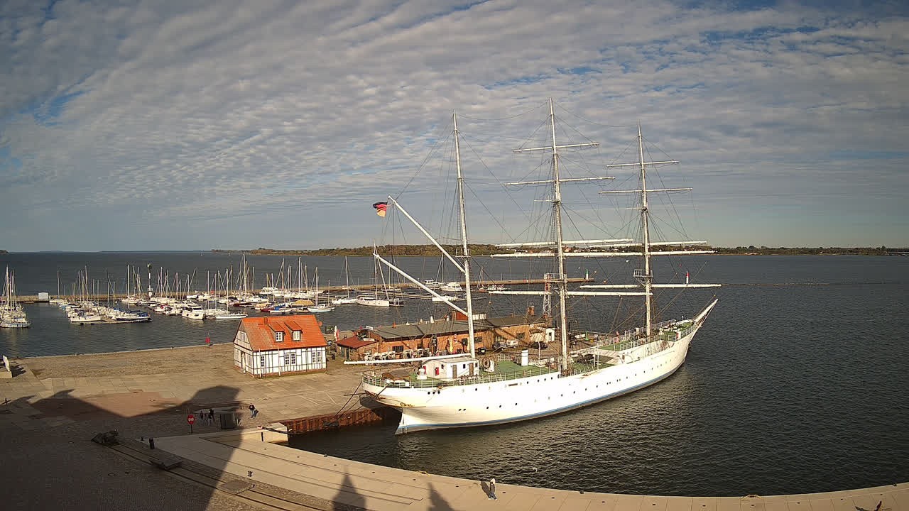 Archiv Foto Webcam Stralsund am Yachthafen