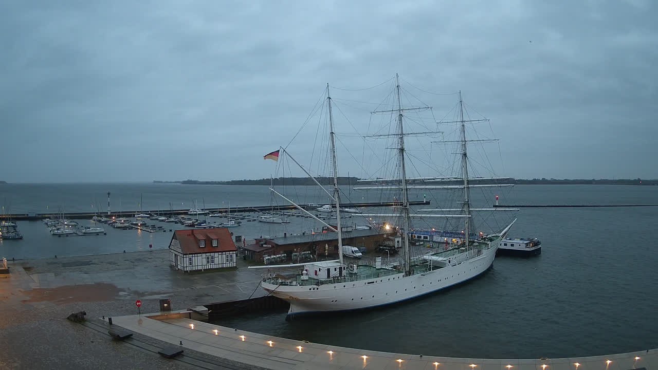 Archiv Foto Webcam Stralsund am Yachthafen